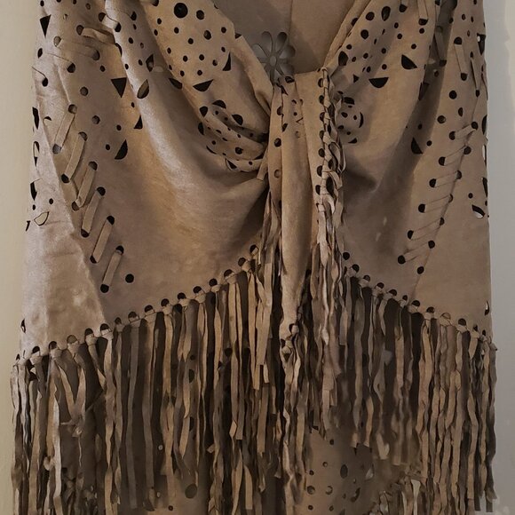 Womans Wraps Grey, Brown, Black, Tan - Picture 3 of 9